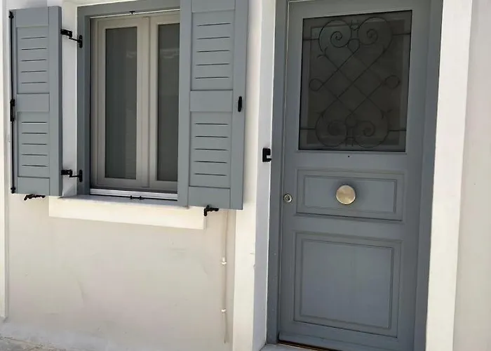 Thania's House ,4 Minutes From The Center Of Hermoulis