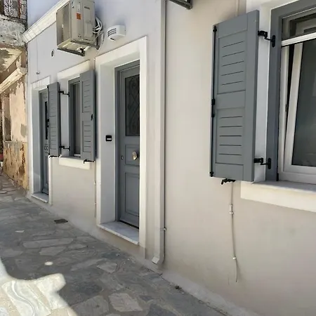 Apartment Thania's House ,4 Minutes From The Center Of Hermoulis